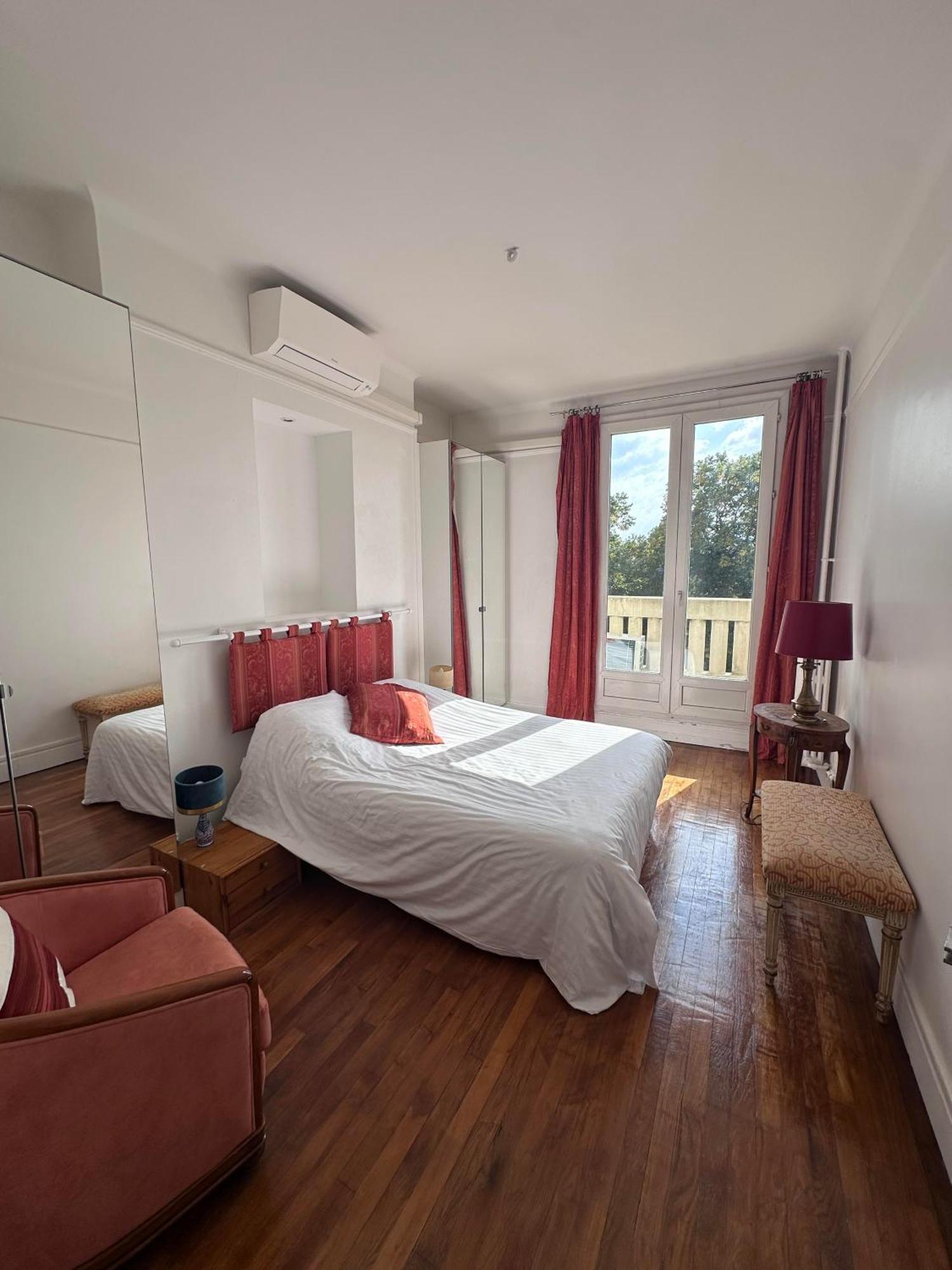 Luxueux A La Porte D'auteuil - 16eme Arrondissement Apartment *